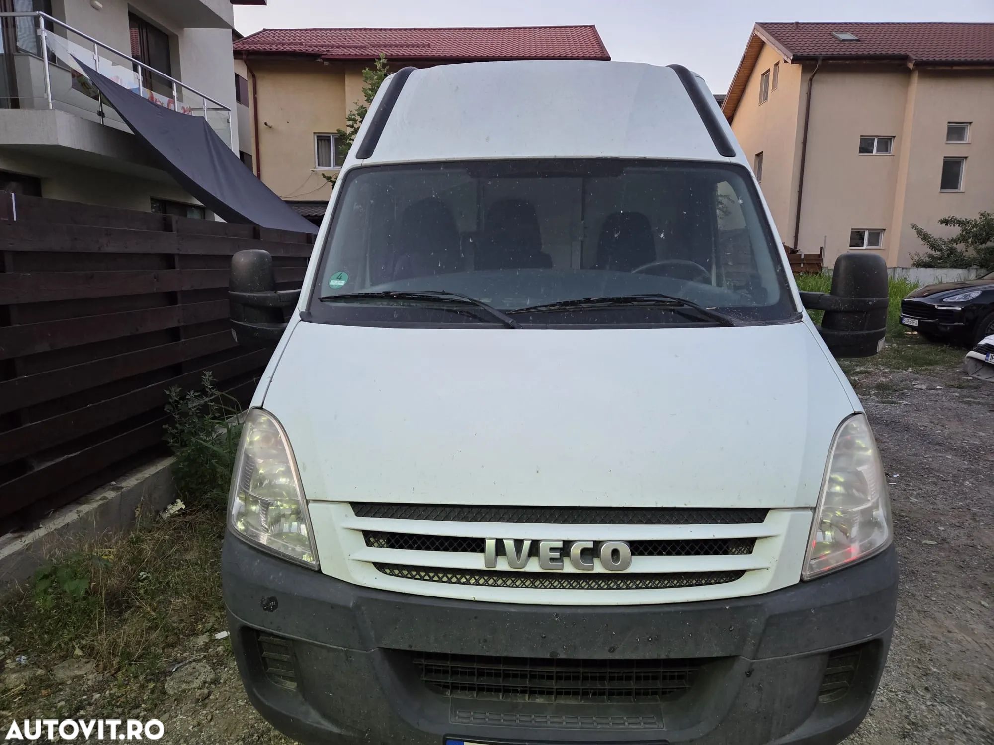 Iveco Massif - 1