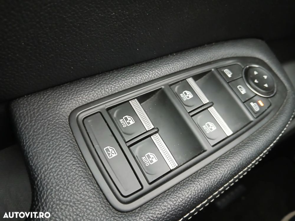 Renault Arkana MHEV 140 EDC Techno - 12