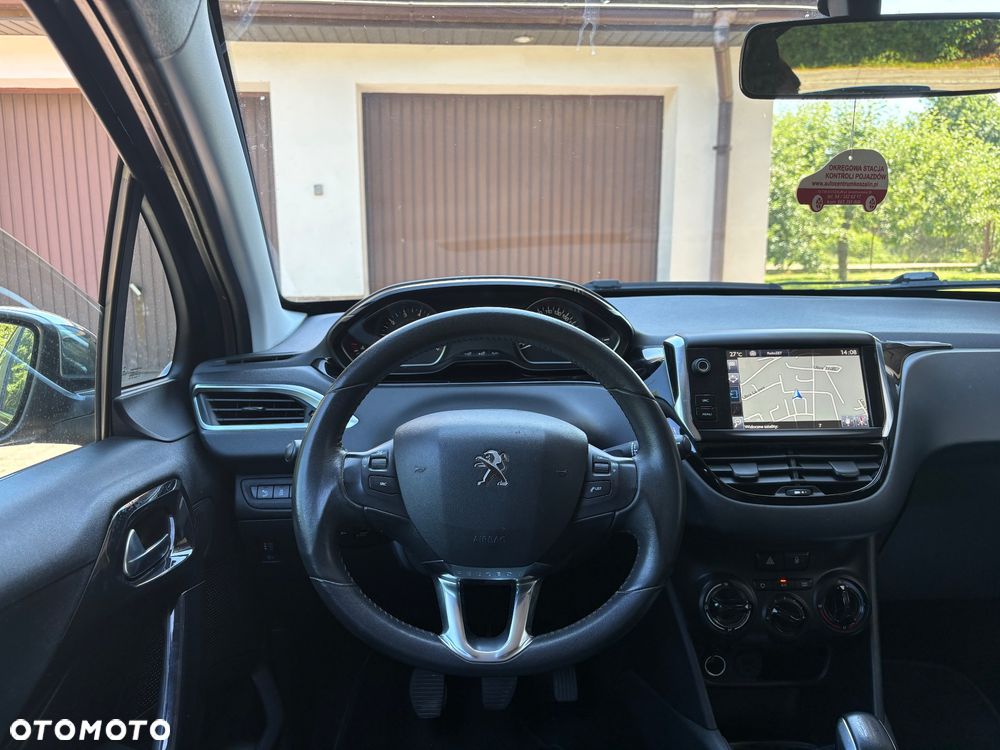 Peugeot 208 1.2 PureTech Style - 5