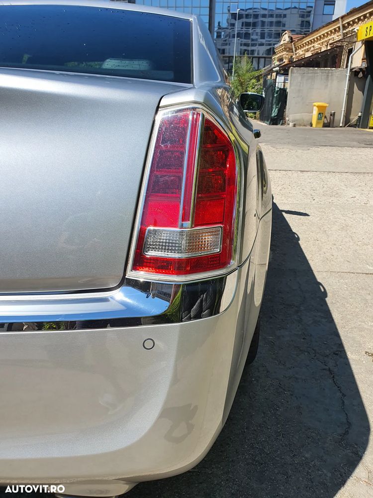 Lancia Thema 3.0 V6 CRD 24V Automatik Platinum - 24