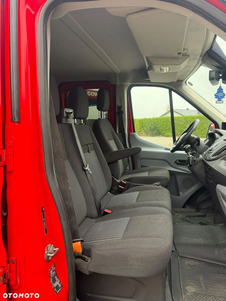 Ford Transit - 26