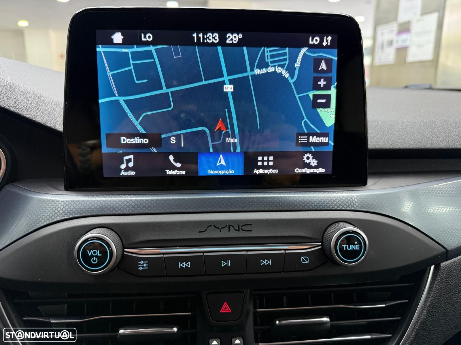 Ford Focus 1.0 EcoBoost Titanium - 24