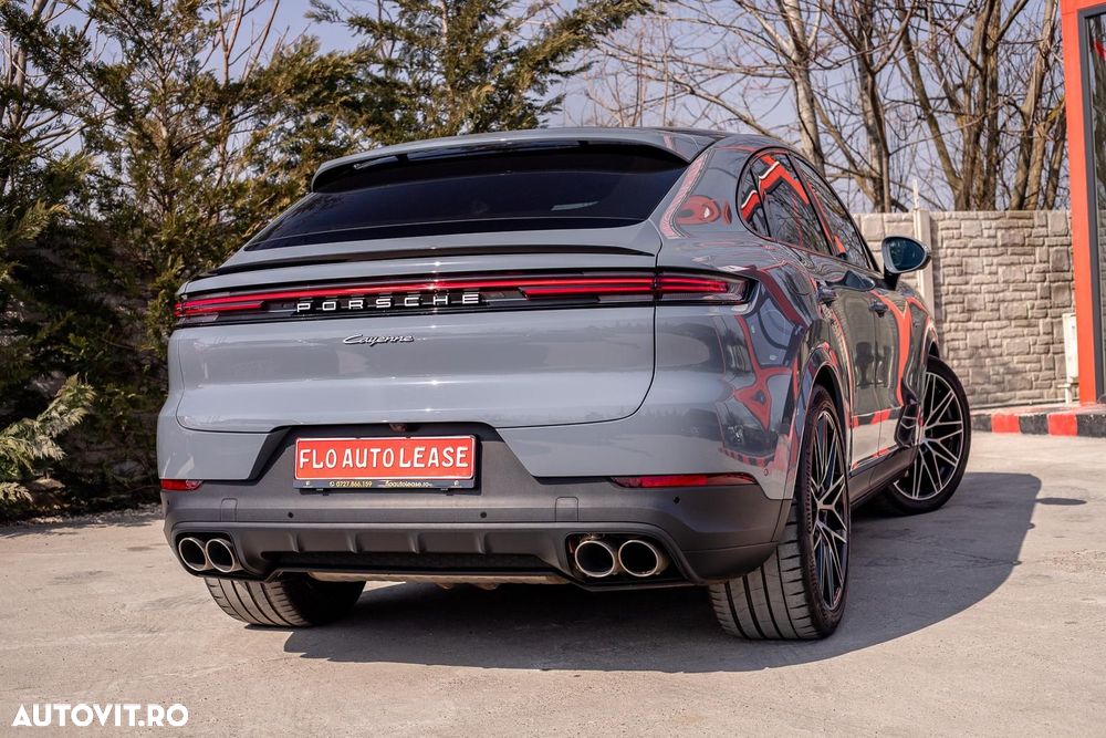 Porsche Cayenne Coupe - 6