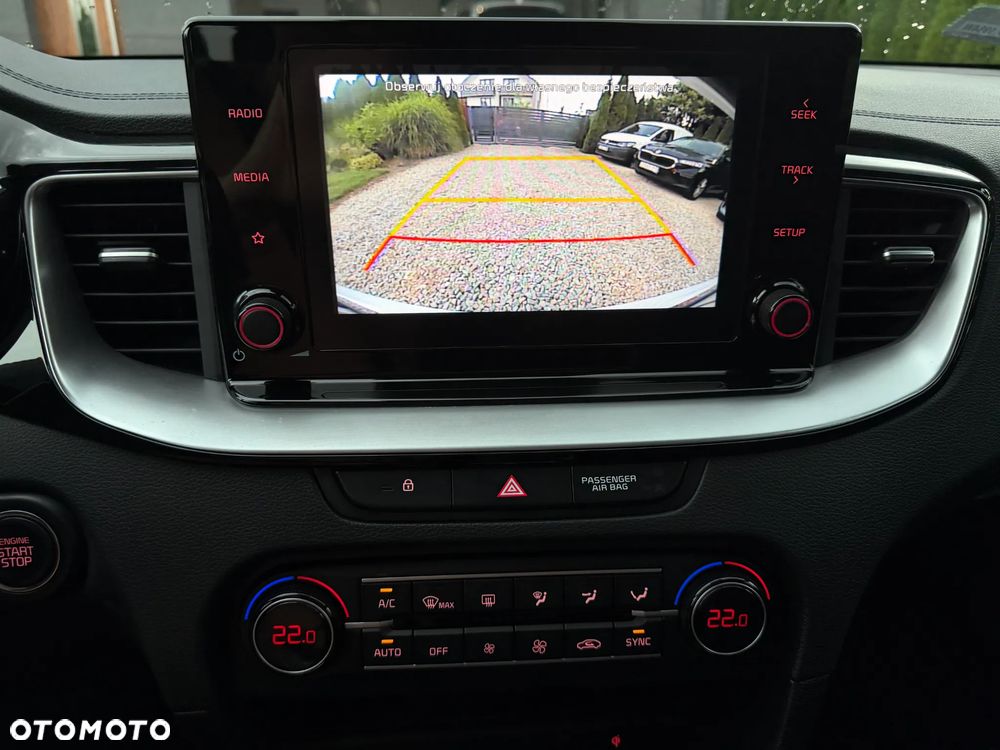 Kia Ceed 1.6 CRDi mHEV L - 13