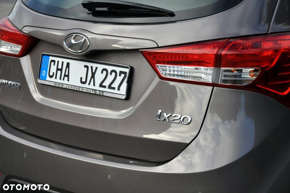 Hyundai ix20 - 16