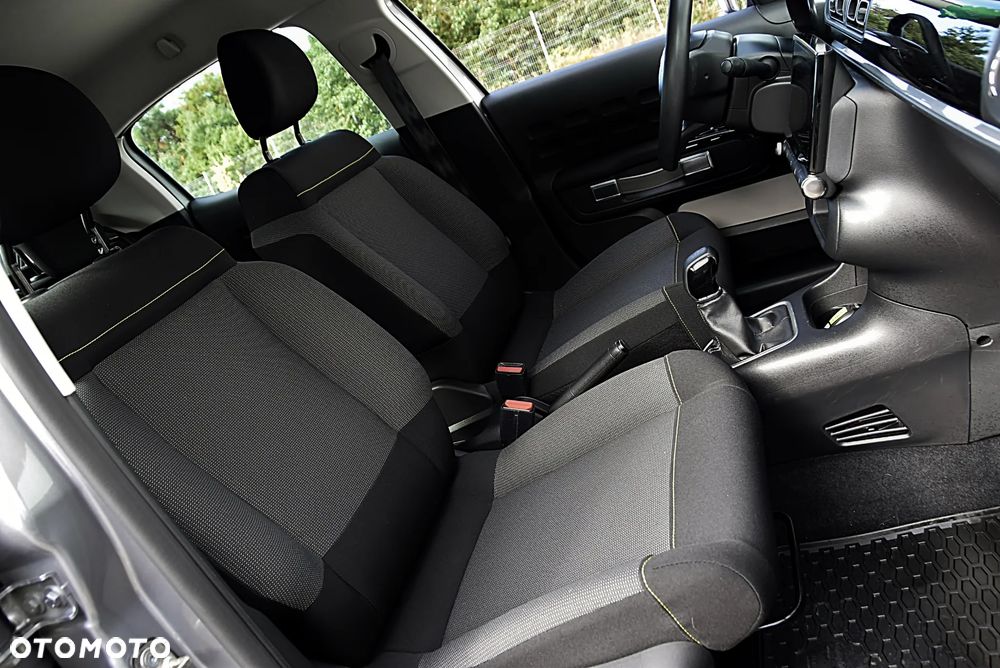 Citroën C3 1.2 PureTech Shine - 27