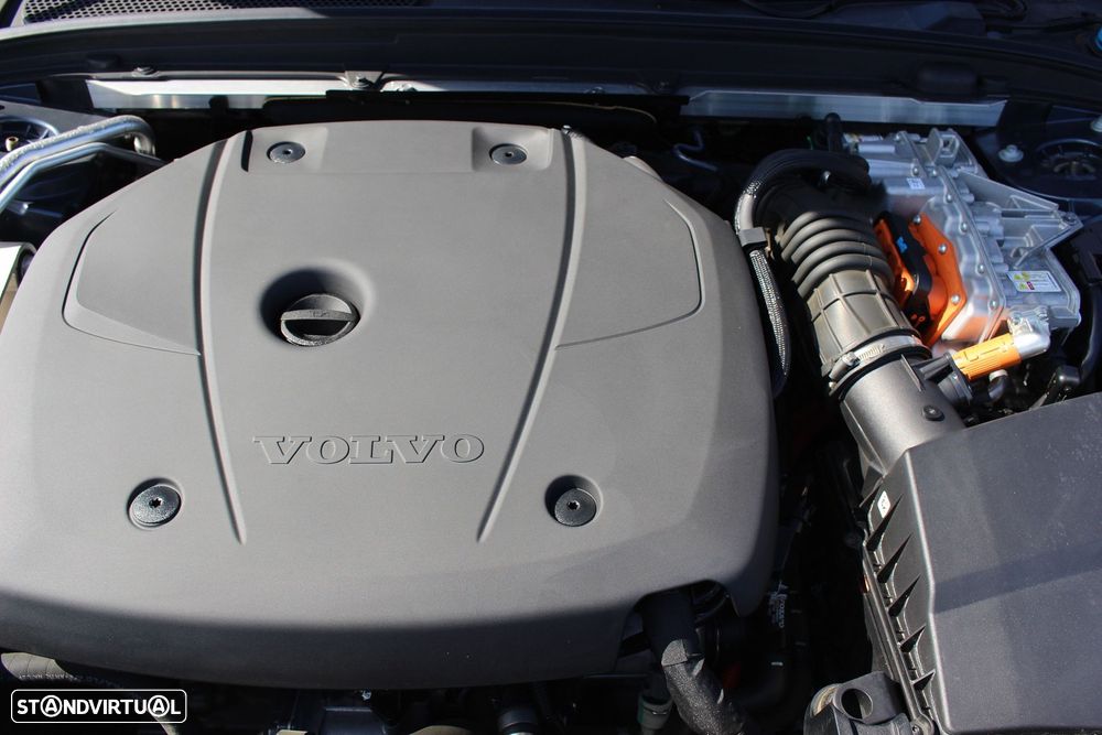 Volvo V60 2.0 T6 AWD TE R-Design - 40