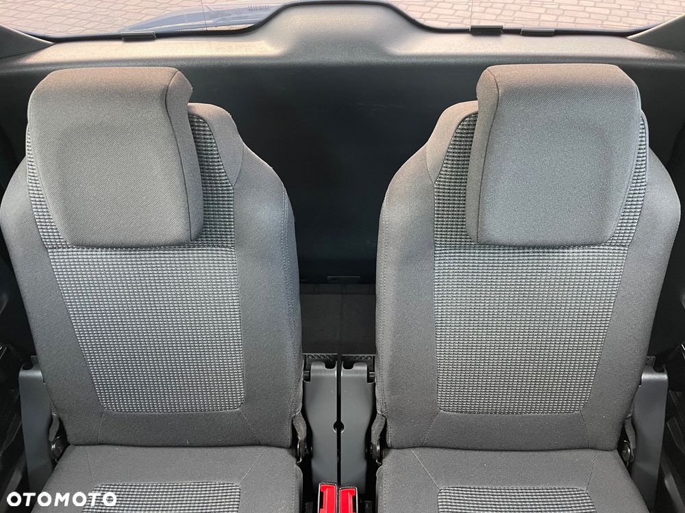 Peugeot 5008 - 31