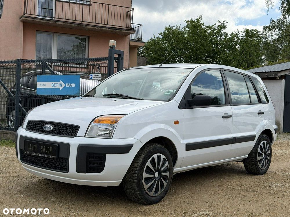 Ford Fusion - 3