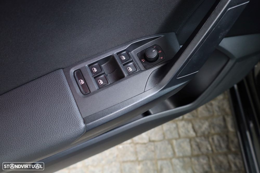 SEAT Ibiza 1.0 TSI FR DSG - 35