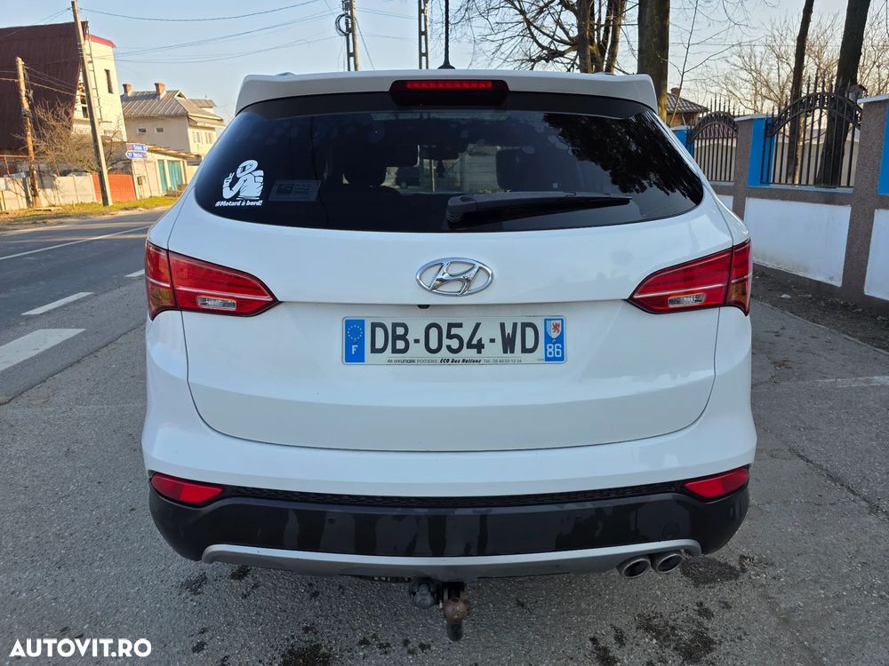 Hyundai Santa Fe Grand 2.2 CRDI 4WD Automatik Premium - 9