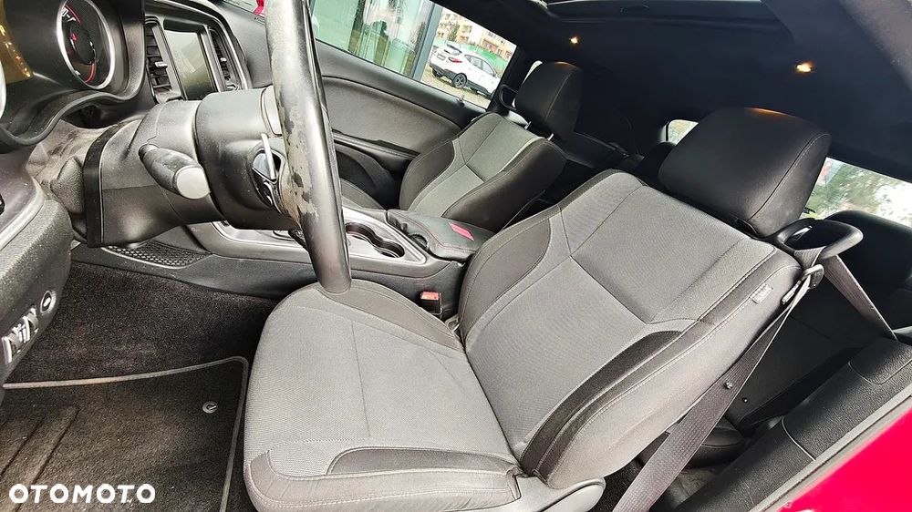 Dodge Challenger 3.6 SXT Plus - 22