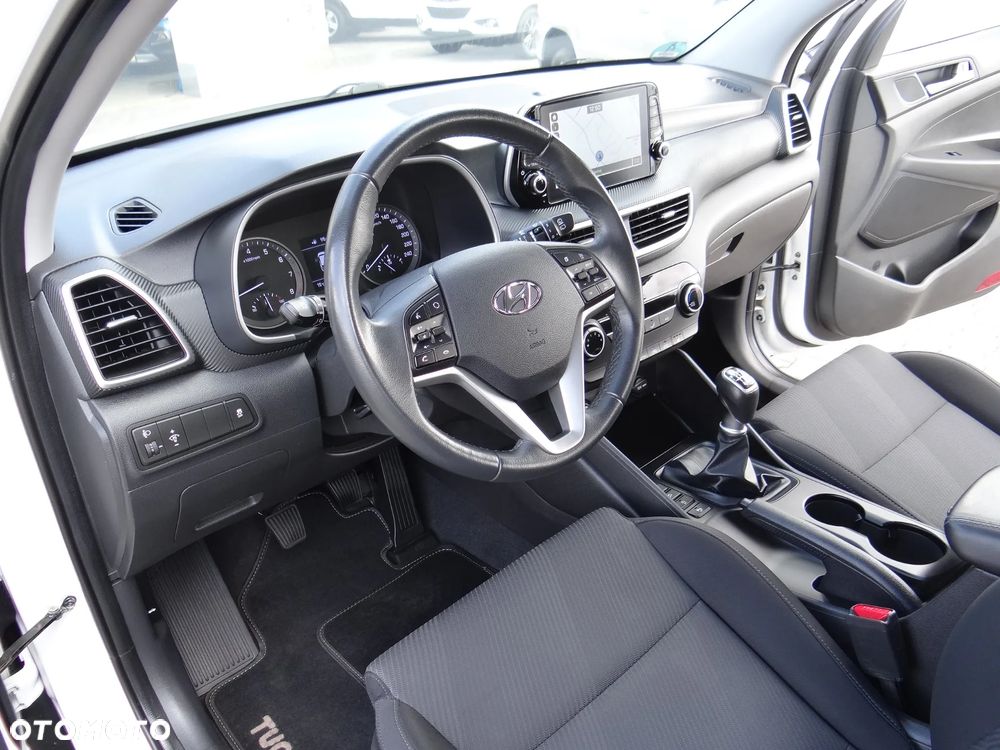 Hyundai Tucson blue 1.6 GDi 2WD Passion - 23