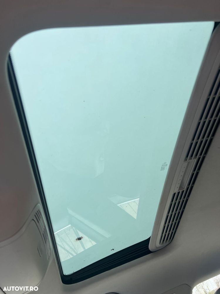 Volkswagen Passat Variant 2.0 TDI Comfortline DPF DSG - 2