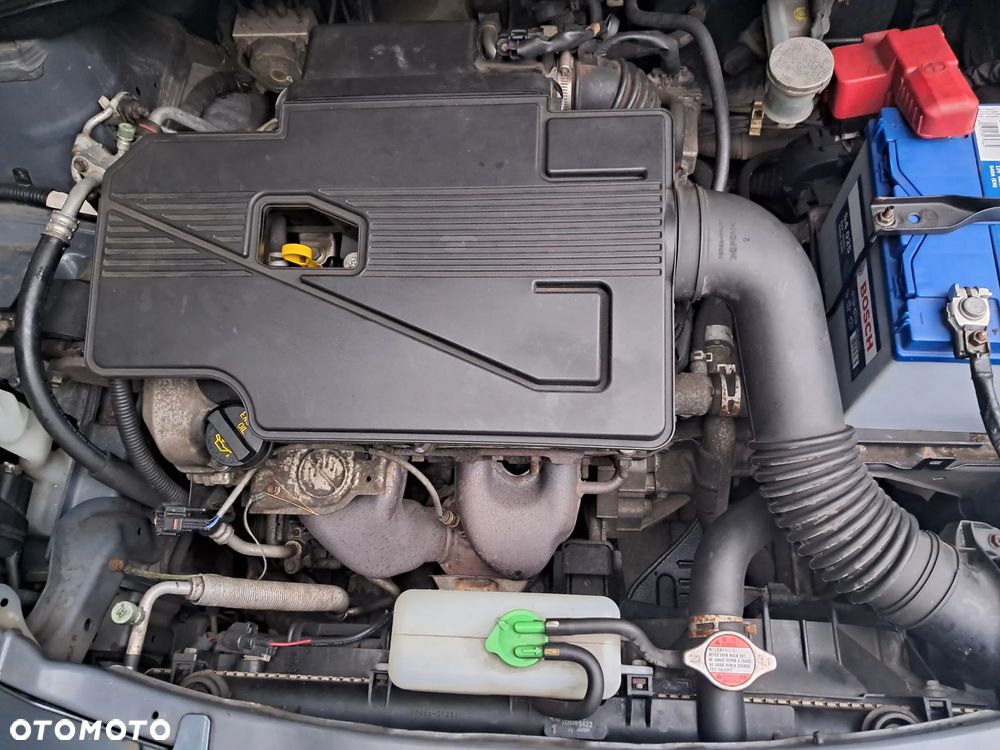 Suzuki SX4 1.6 GS / Premium - 17