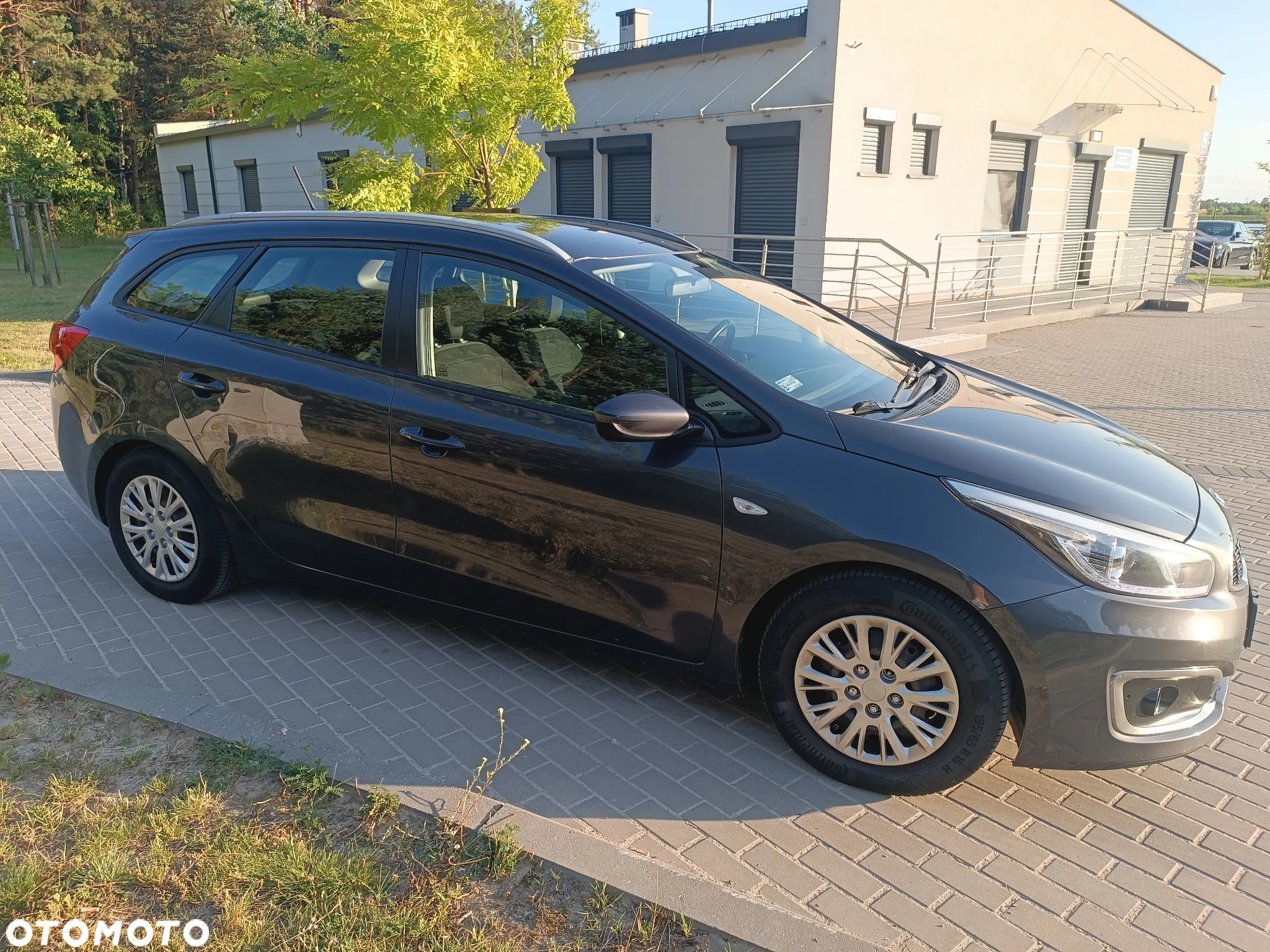 Kia Ceed Cee'd 1.6 CRDi L - 14