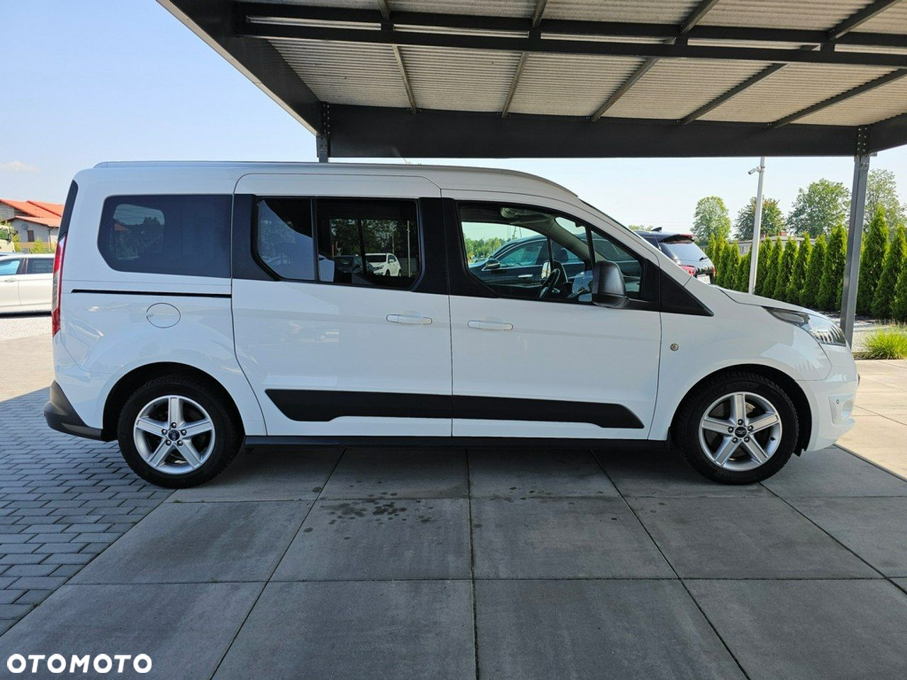 Ford Tourneo Connect Grand - 10