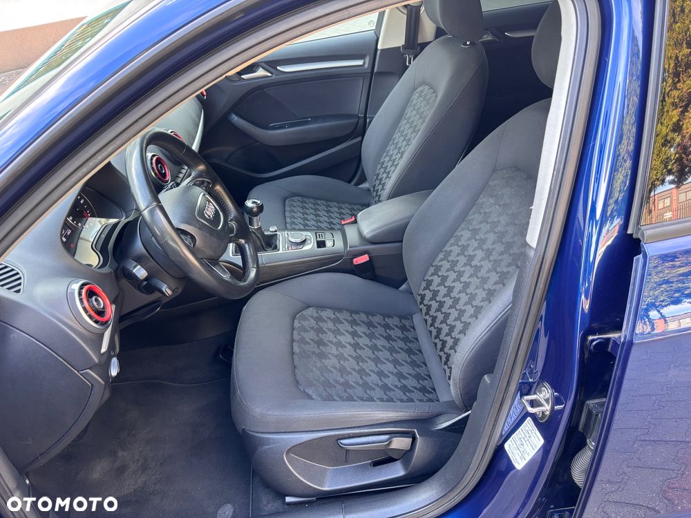 Audi A3 Sportback 2.0 TDI sport - 14