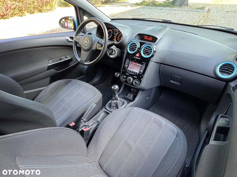Opel Corsa 1.4 16V Navi - 11
