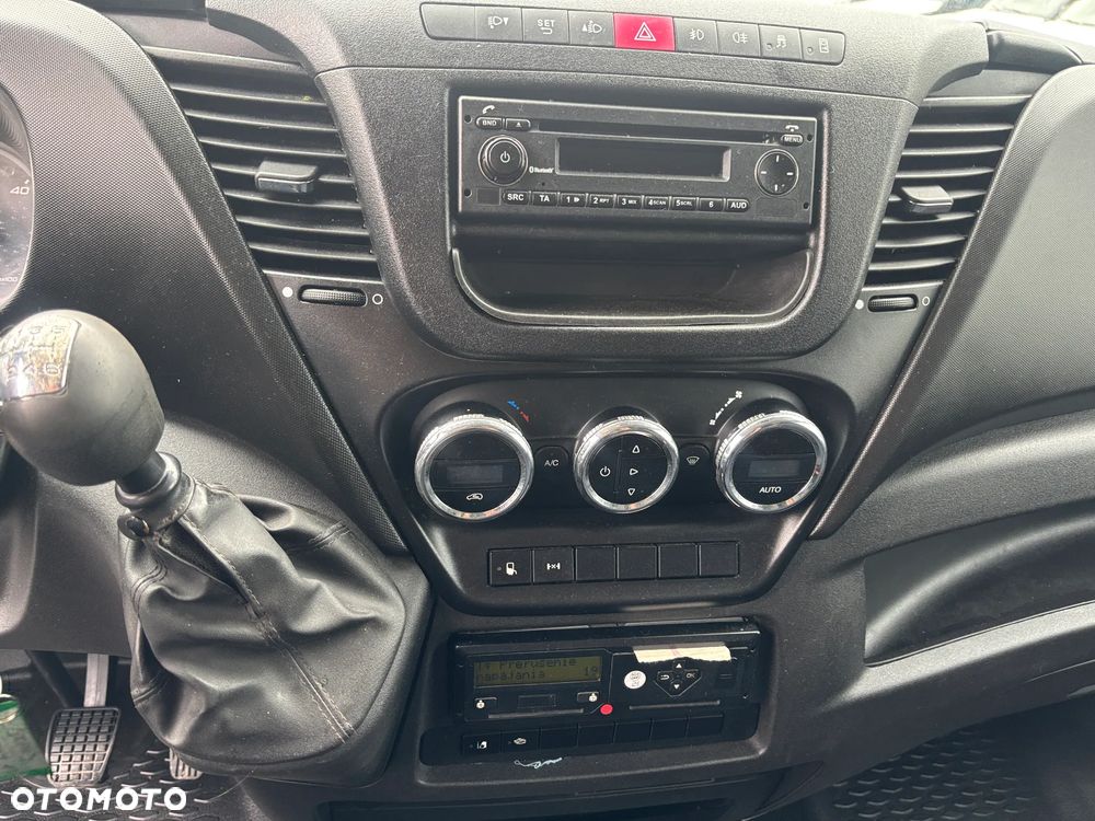 Iveco 70C17,,70C18,,70C15,,72C17,,50C17,,35C17,,35C15 PODWOZIE DO ZABUDOWY  WYWROTKA SKRZYNIA LADUNKOWA KONTENER CHLODNIA 70 SZTUK NA PLACU - 10