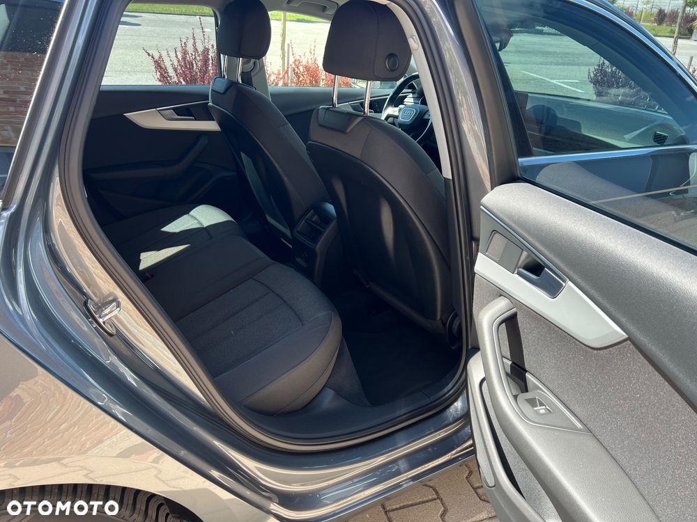 Audi A4 Avant 2.0 TDI - 34