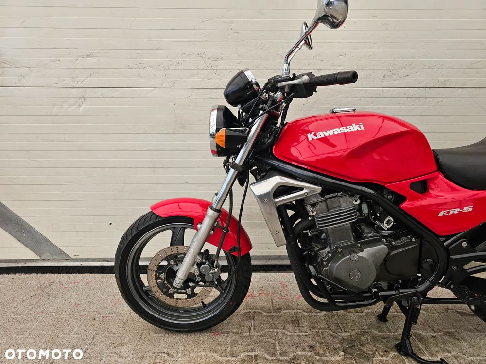 Kawasaki ER - 7