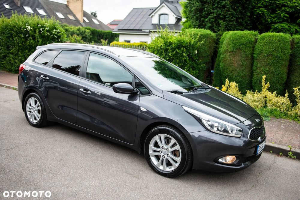 Kia Ceed 1.6 GDI ISG Vision - 3