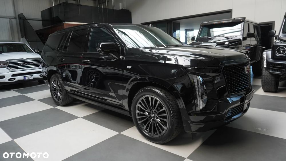 Cadillac Escalade 6.2 V8 AWD AT Platinum - 16