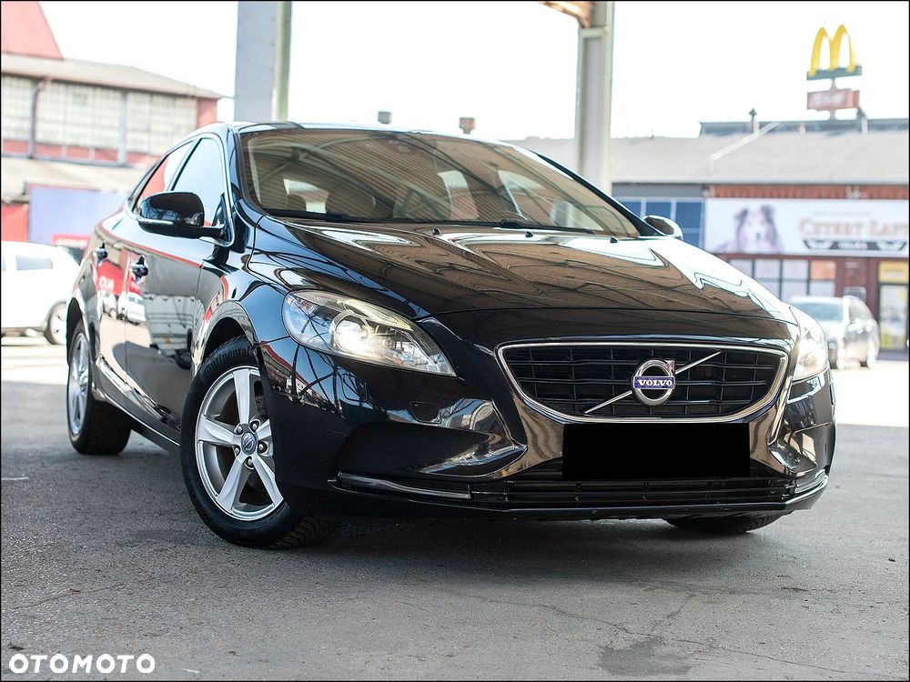 Volvo V40 D2 Summum - 2