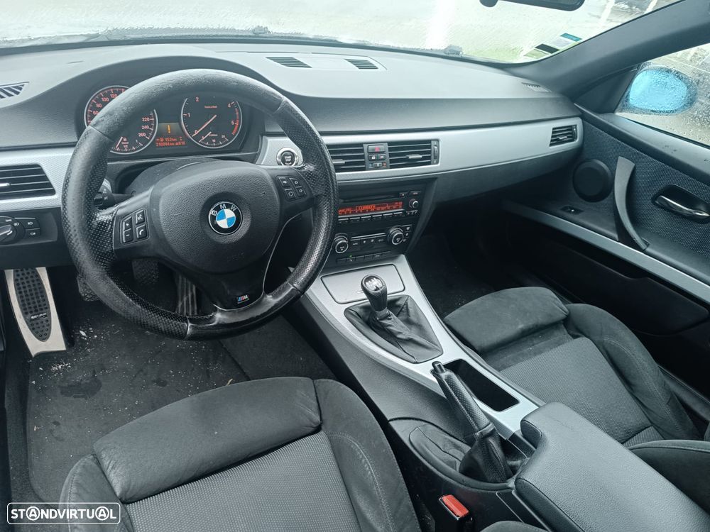 BMW 320 d Coupe - 8