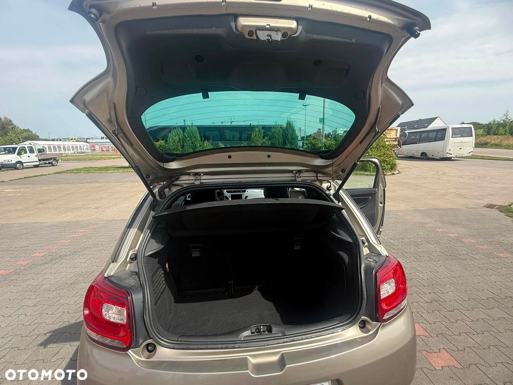 Citroën DS3 1.6 VTi SoChic - 8