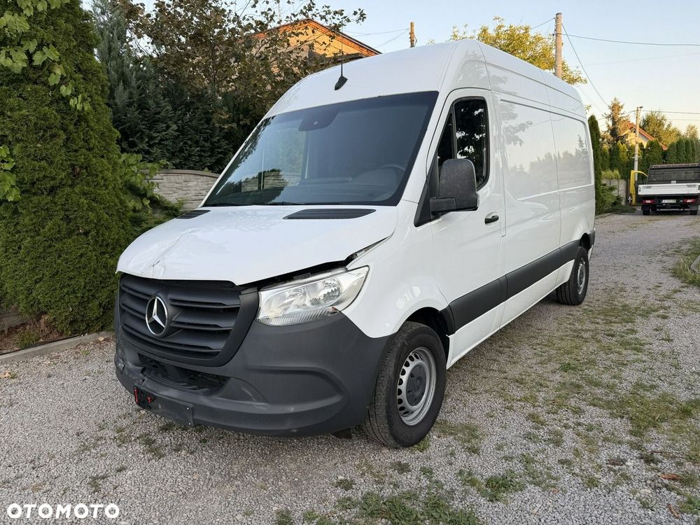 Mercedes-Benz Sprinter - 20