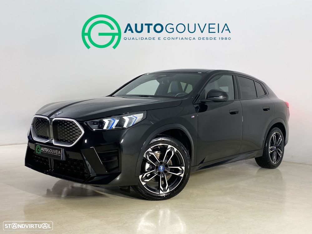 BMW iX2 eDrive20 Pack Desportivo M - 1
