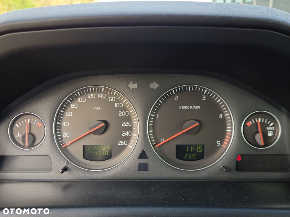 Volvo S60 2.4D5 Momentum - 17