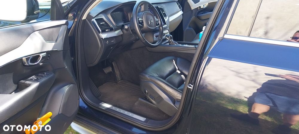 Volvo XC 90 D5 AWD Momentum - 13