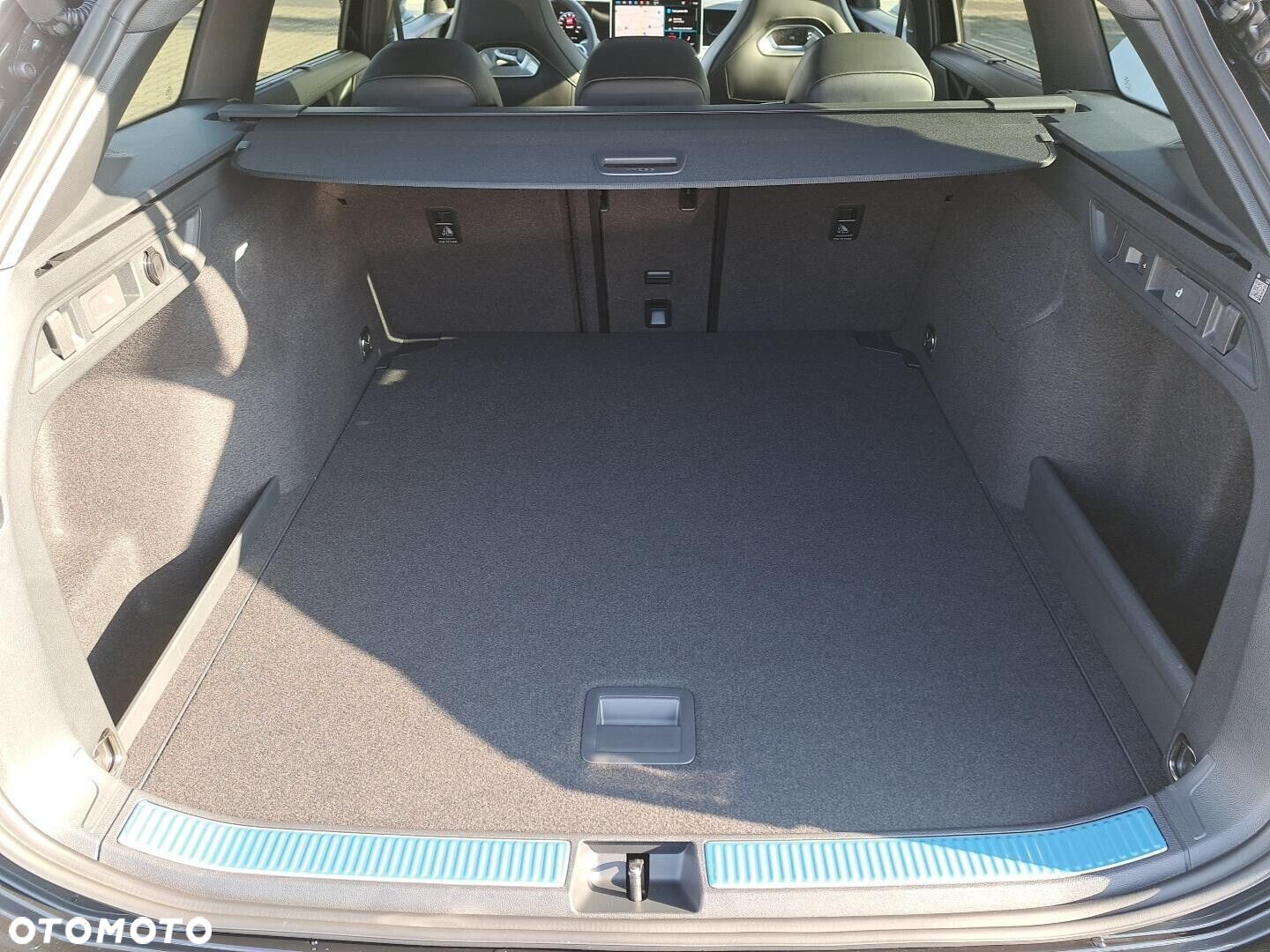 Volkswagen Passat - 17