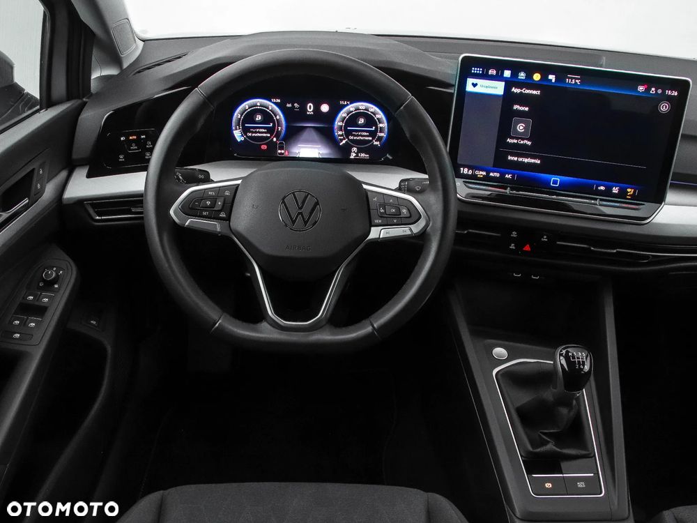 Volkswagen Golf VIII 1.5 TSI Life - 17