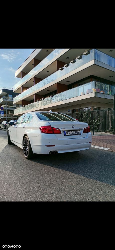 BMW Seria 5 528i xDrive Luxury Line - 5