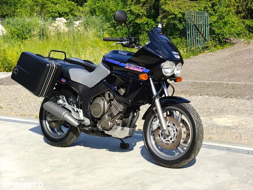 Yamaha TDM - 1