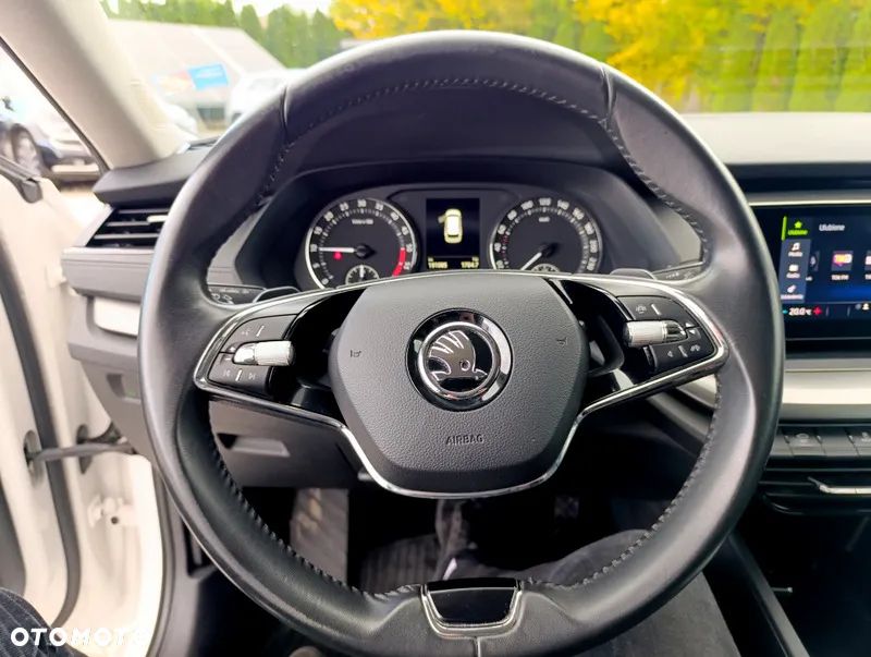 Skoda Octavia 2.0 TDI Ambition DSG - 20