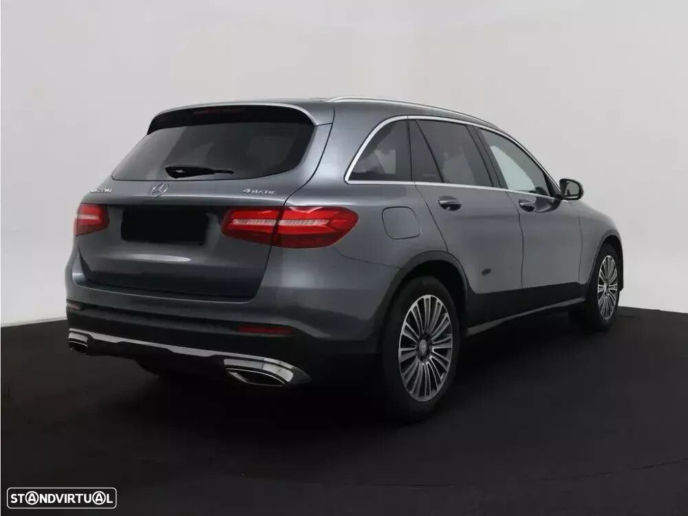 Mercedes-Benz GLC 220 - 6