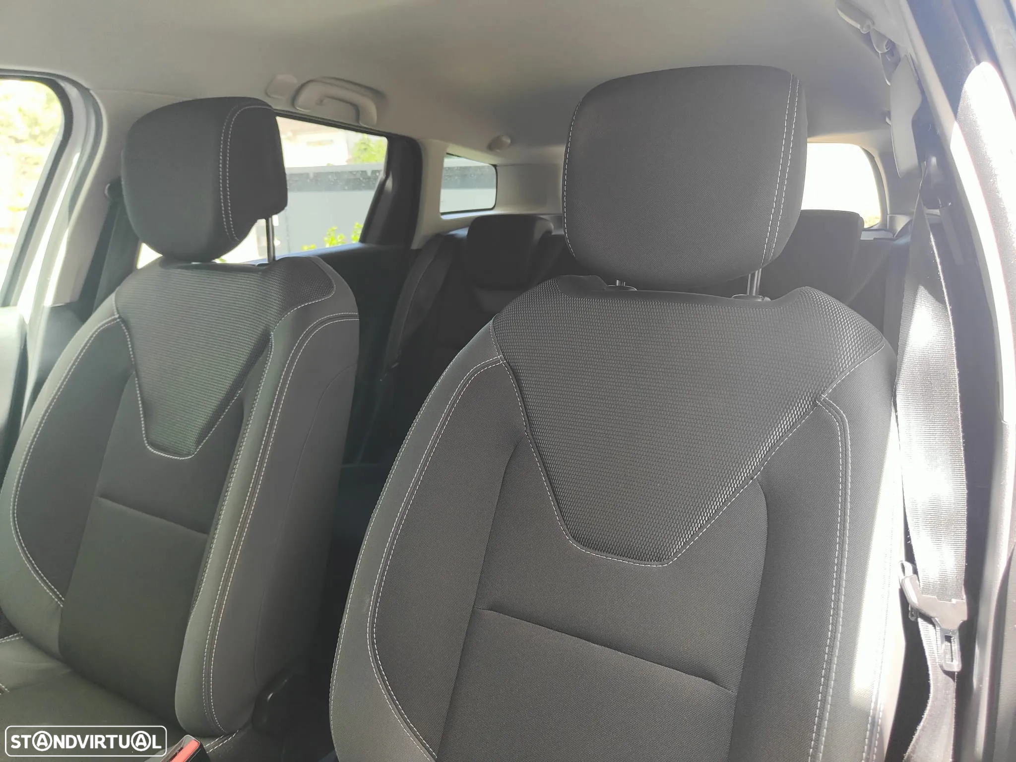 Renault Clio Sport Tourer Energy dCi 90 Start & Stop Dynamique - 13