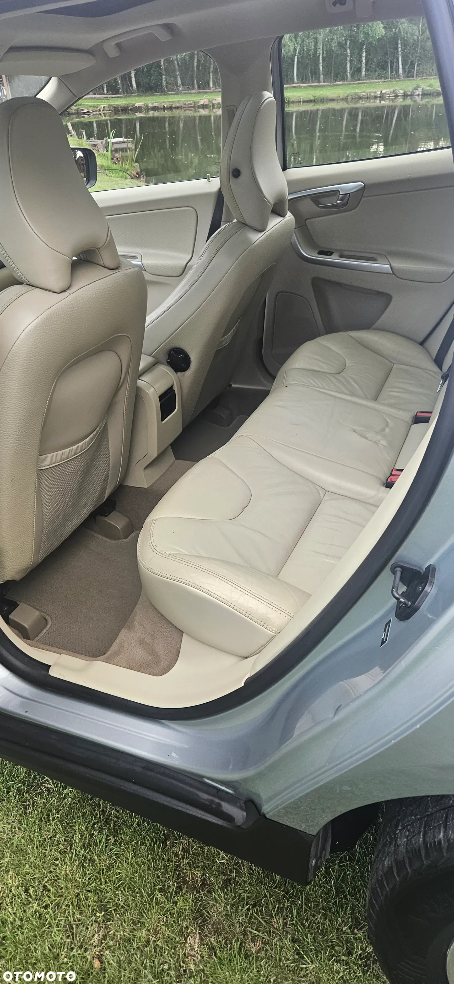 Volvo XC 60 T6 AWD Momentum - 8