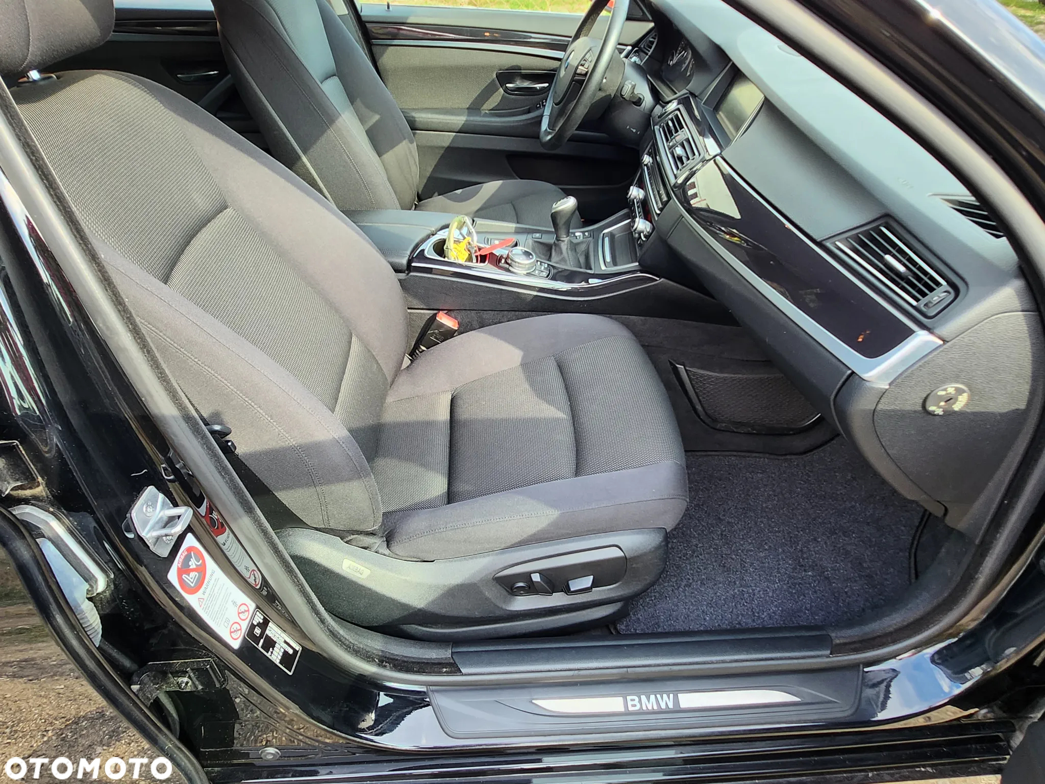 BMW Seria 5 520d Touring - 6