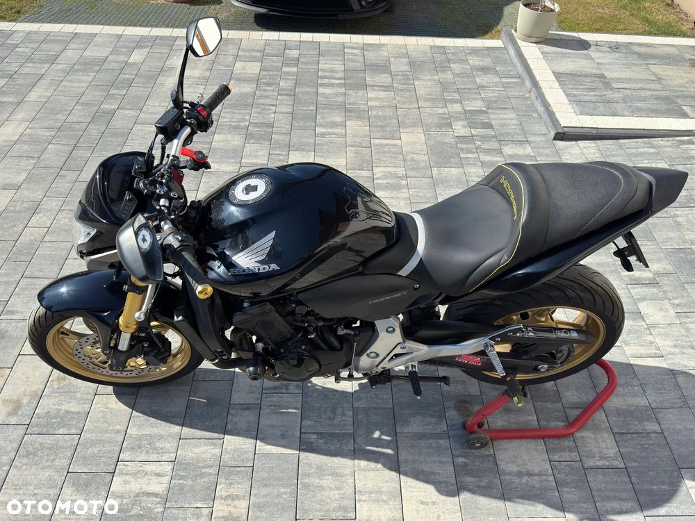 Honda Hornet - 10
