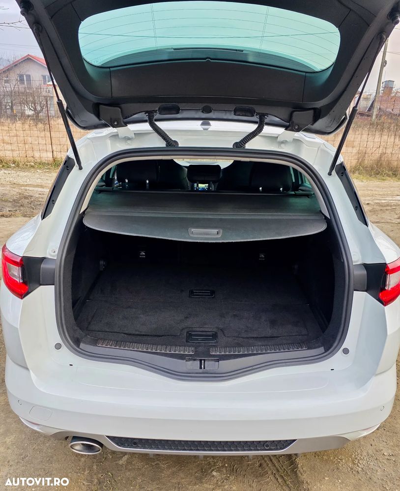 Renault Megane ENERGY dCi 165 EDC GT - 29