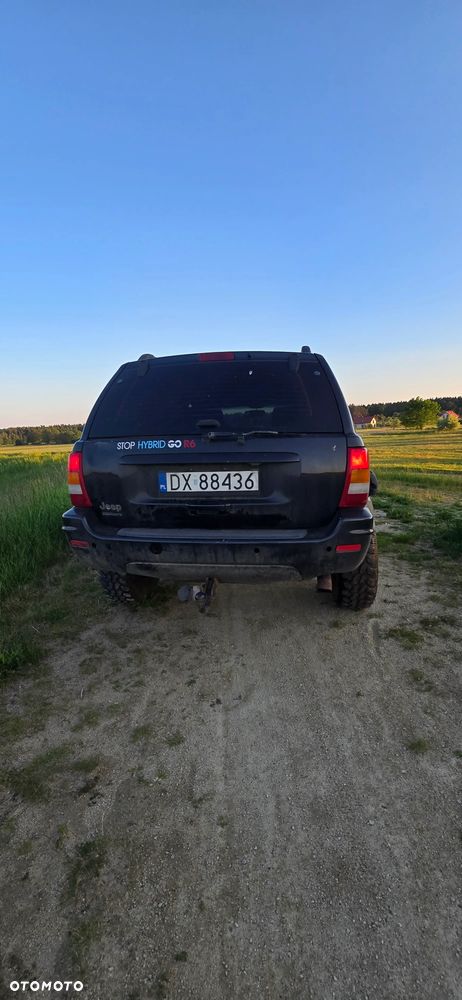 Jeep Grand Cherokee - 10