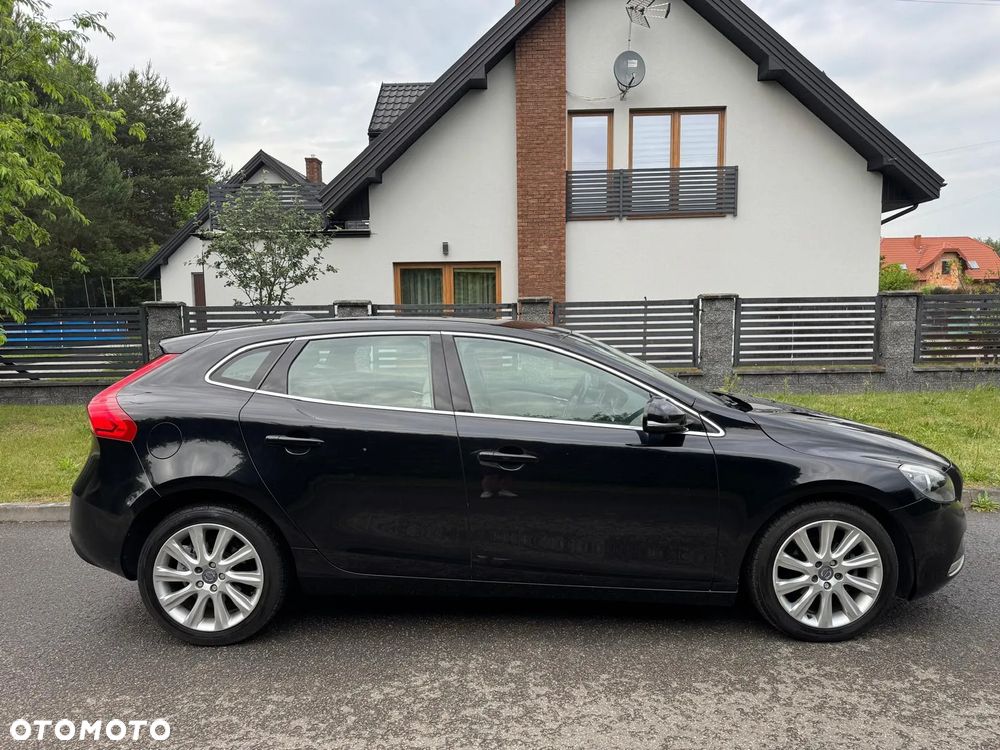 Volvo V40 D2 Summum - 22