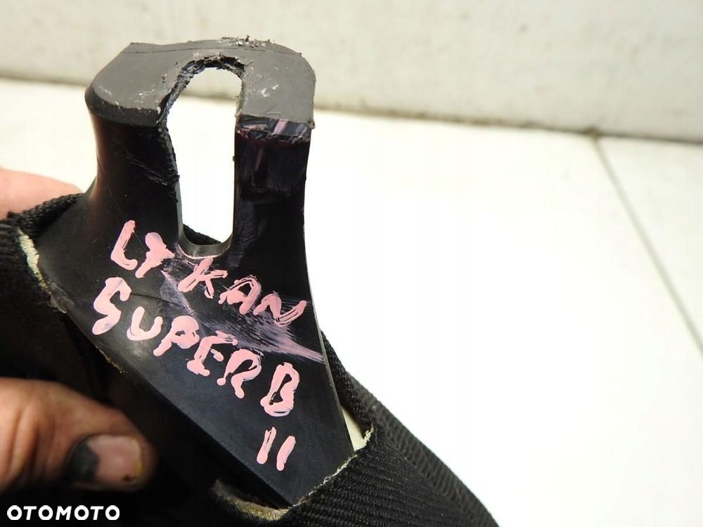 BOCZEK KANAPY LEWY TYŁ SKODA SUPERB II LIFTBACK 3T0885713 - 2