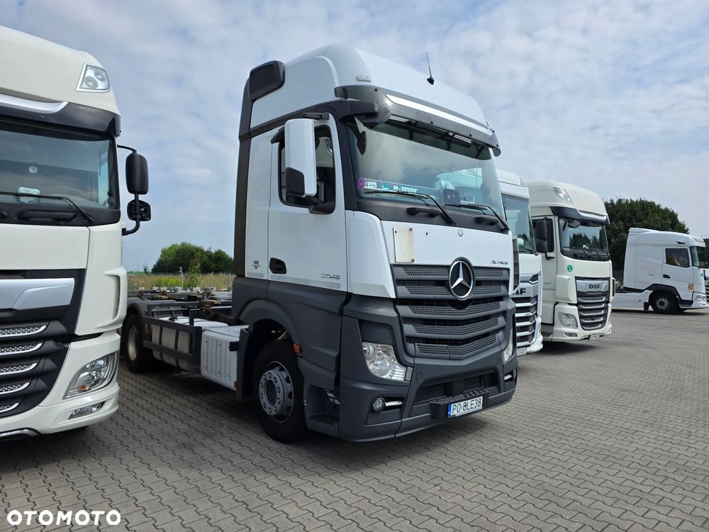 Mercedes-Benz Actros 2542 - 8